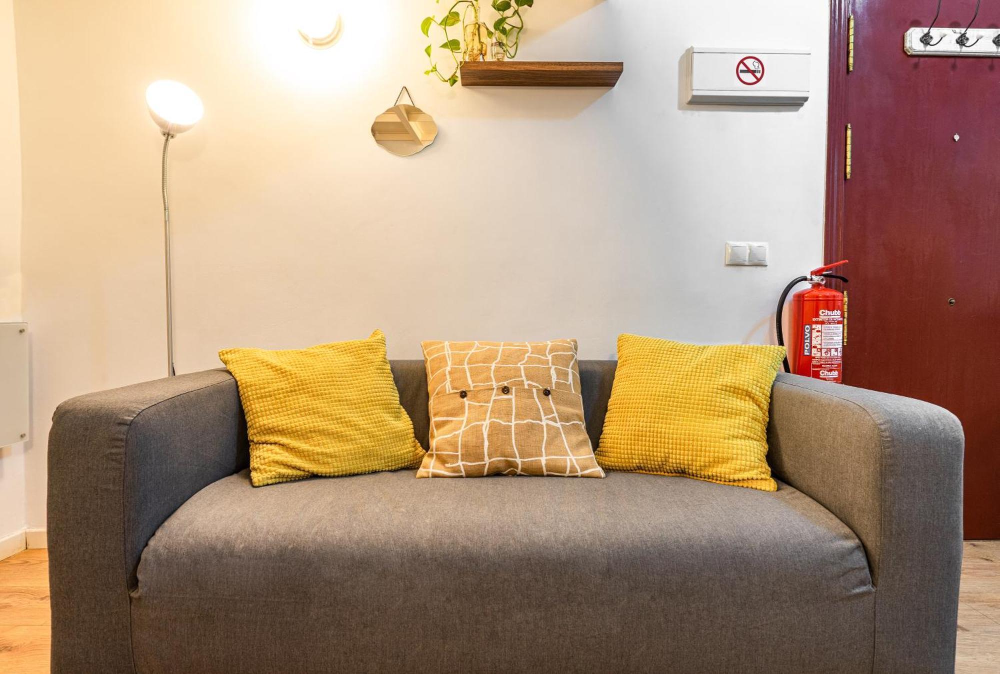 All You Need In The Historic Center Madrid Exterior photo